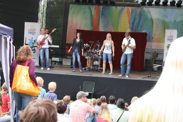 gal/2010/2010 Saitentwist Gruga Tag des Kindes 25.07. Stadtwerke Essen/2010 Saitentwist Gruga 25.07. Stadtwerke Essen (48).jpg